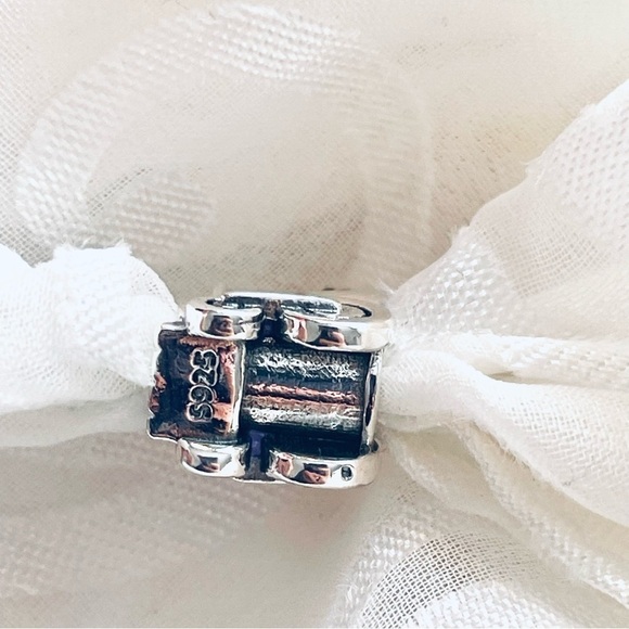 🐾 NWOT Snoopy Charm ✨ - Picture 6 of 12